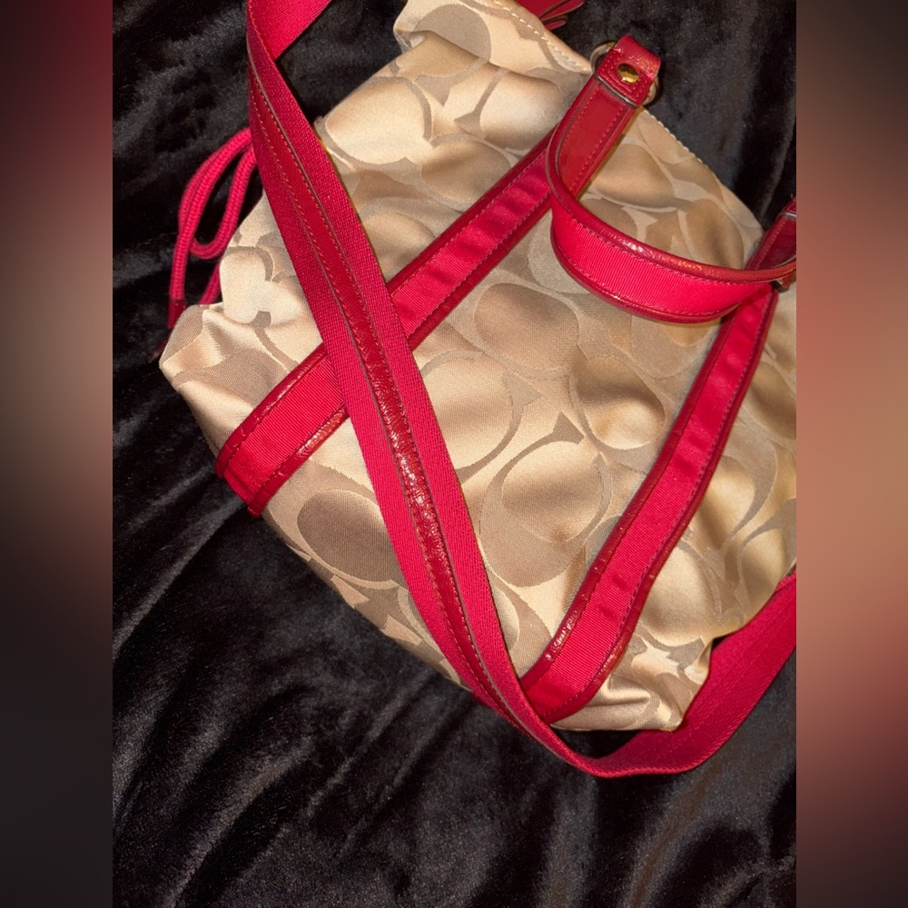 Sold Coach Poppy Beige and Red Tote Bag - Picture 10 of 10